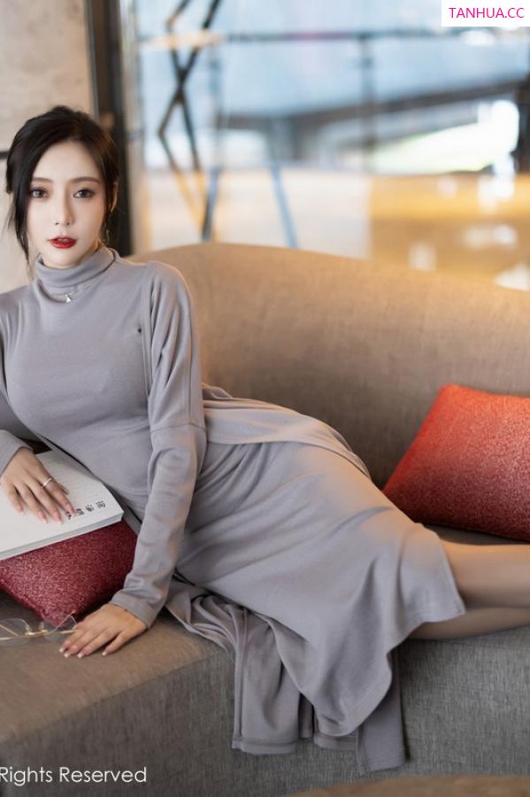 王馨瑶  [XiuRen]高清写真图 2022.10.21 No.5745 王馨瑶yanni 美腿丝袜第16张图片